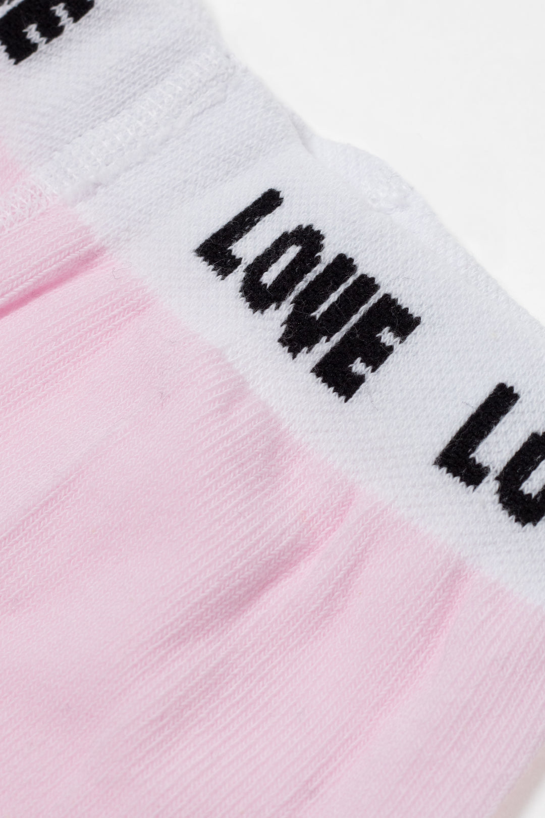 #color_light-pink