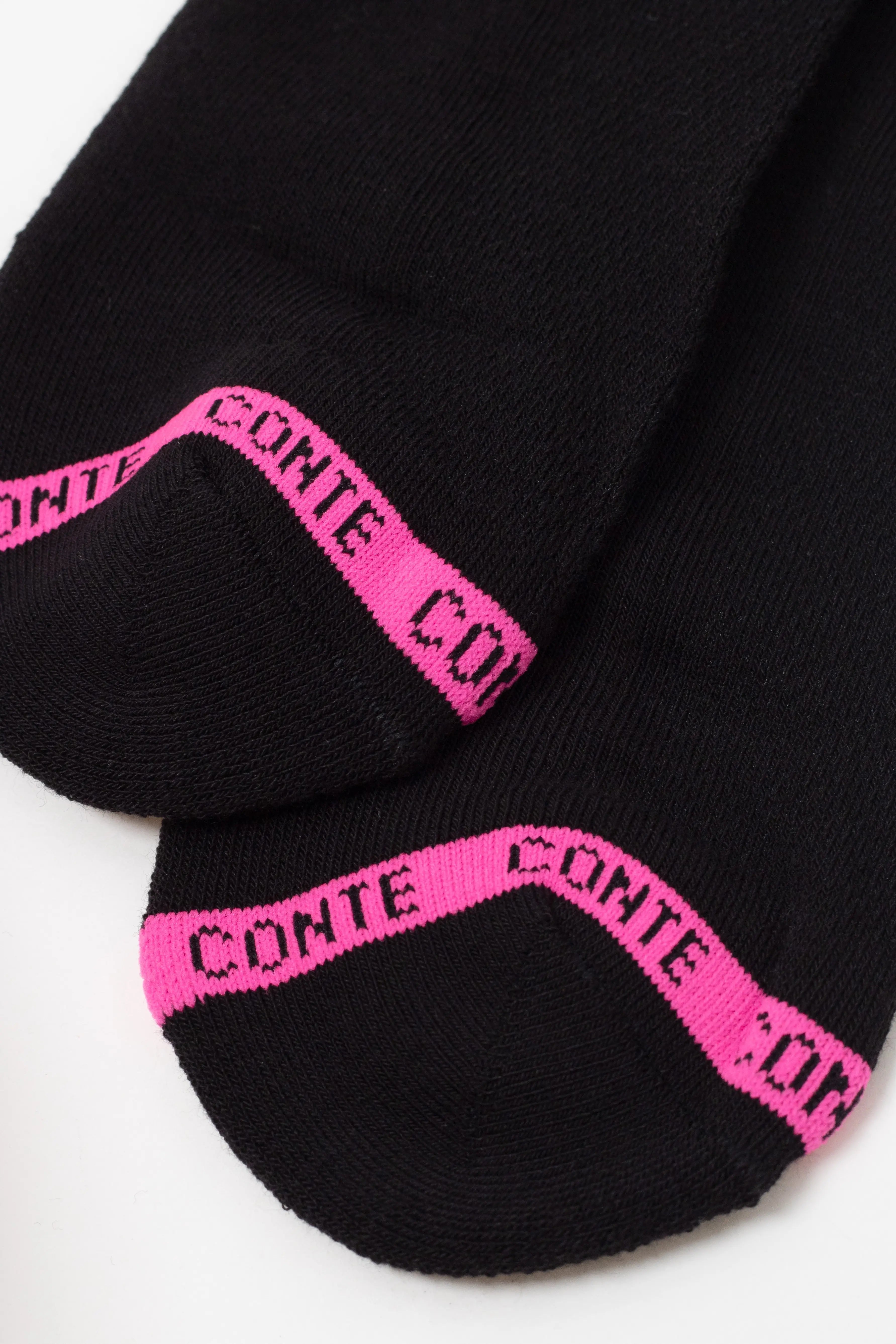 Black socks with pink 'Conte' branding on a white background #color_black