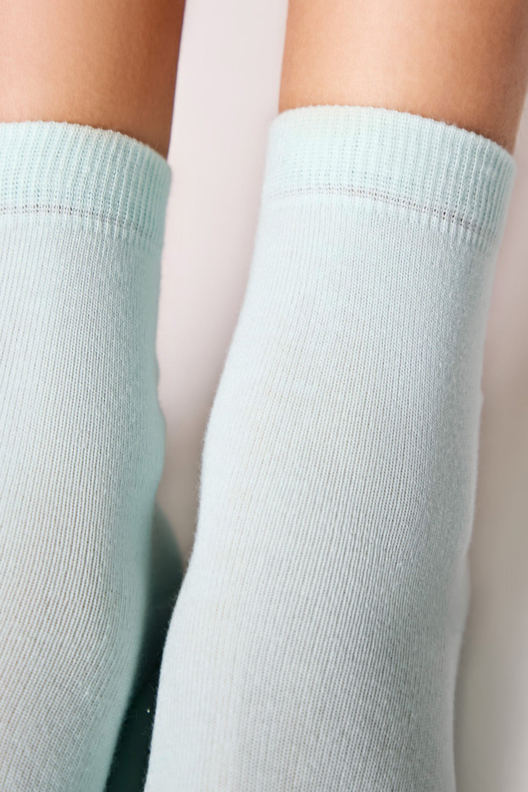#color_pale-turquoise