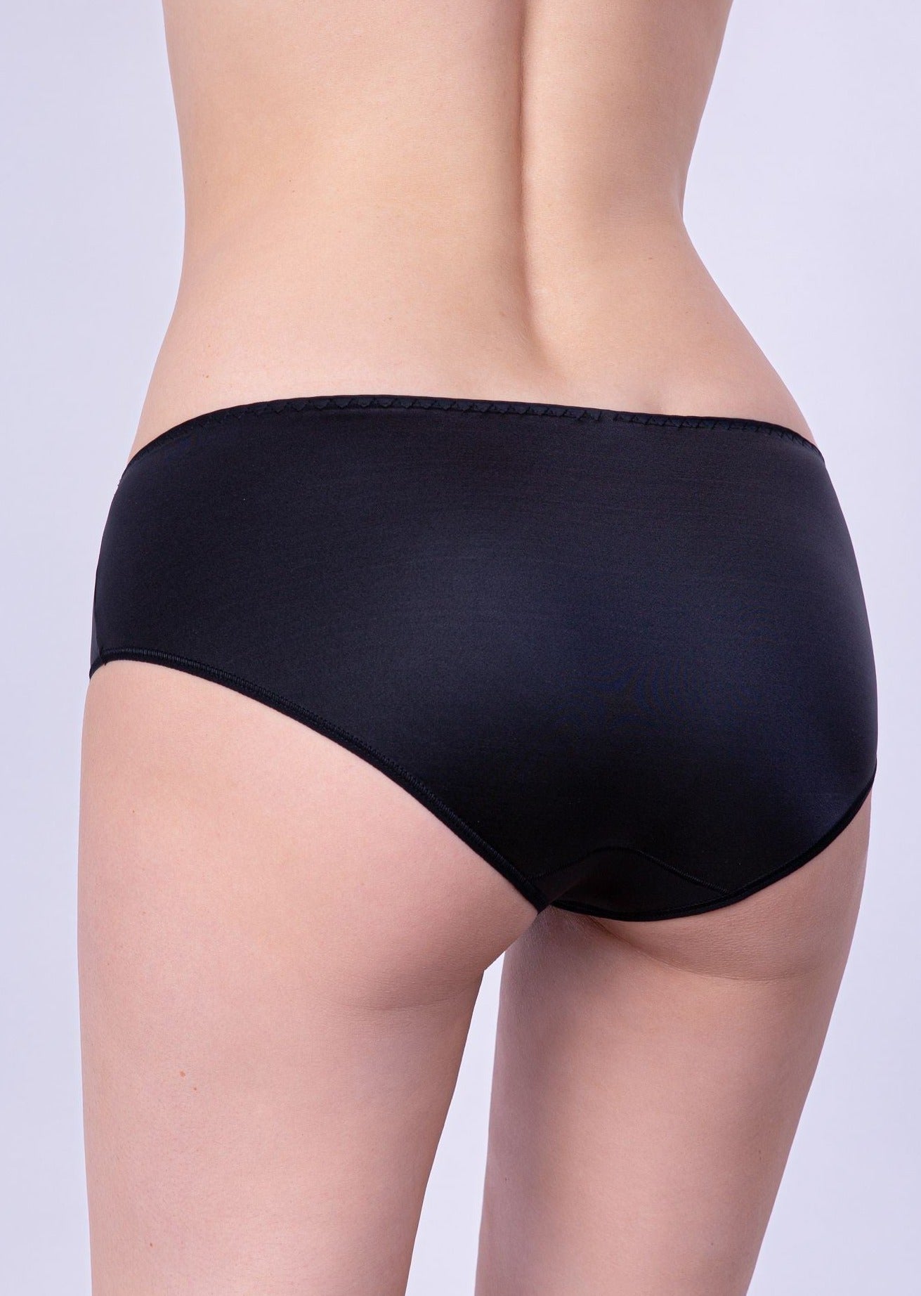 #color_black-with-nude