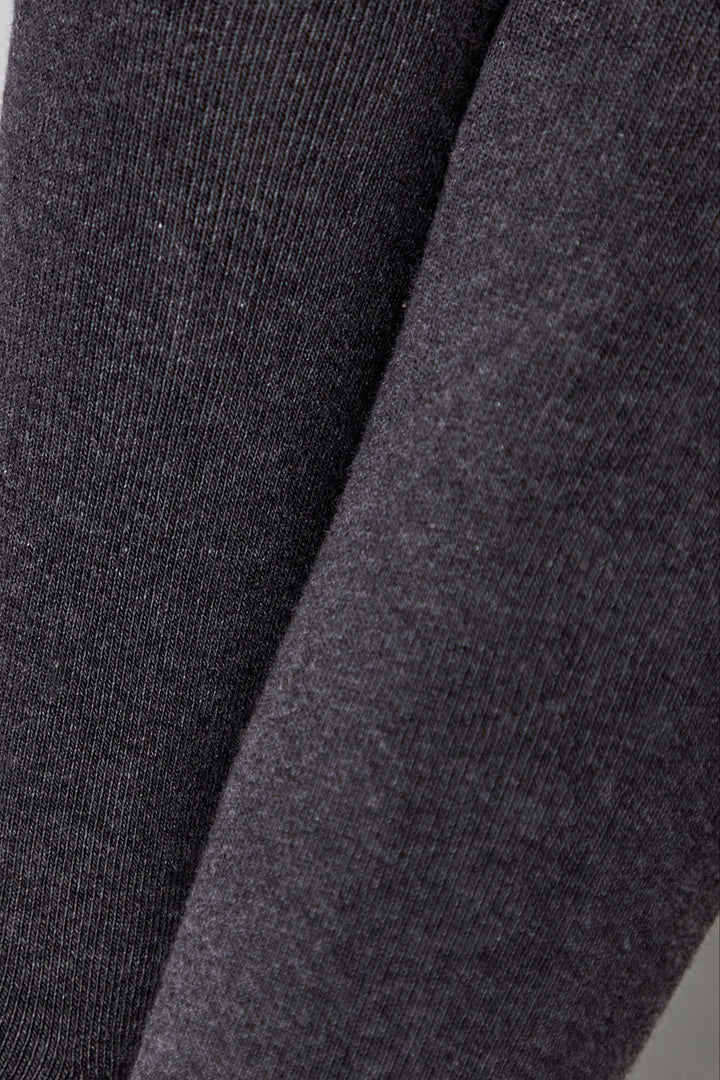 #color_dark-gray