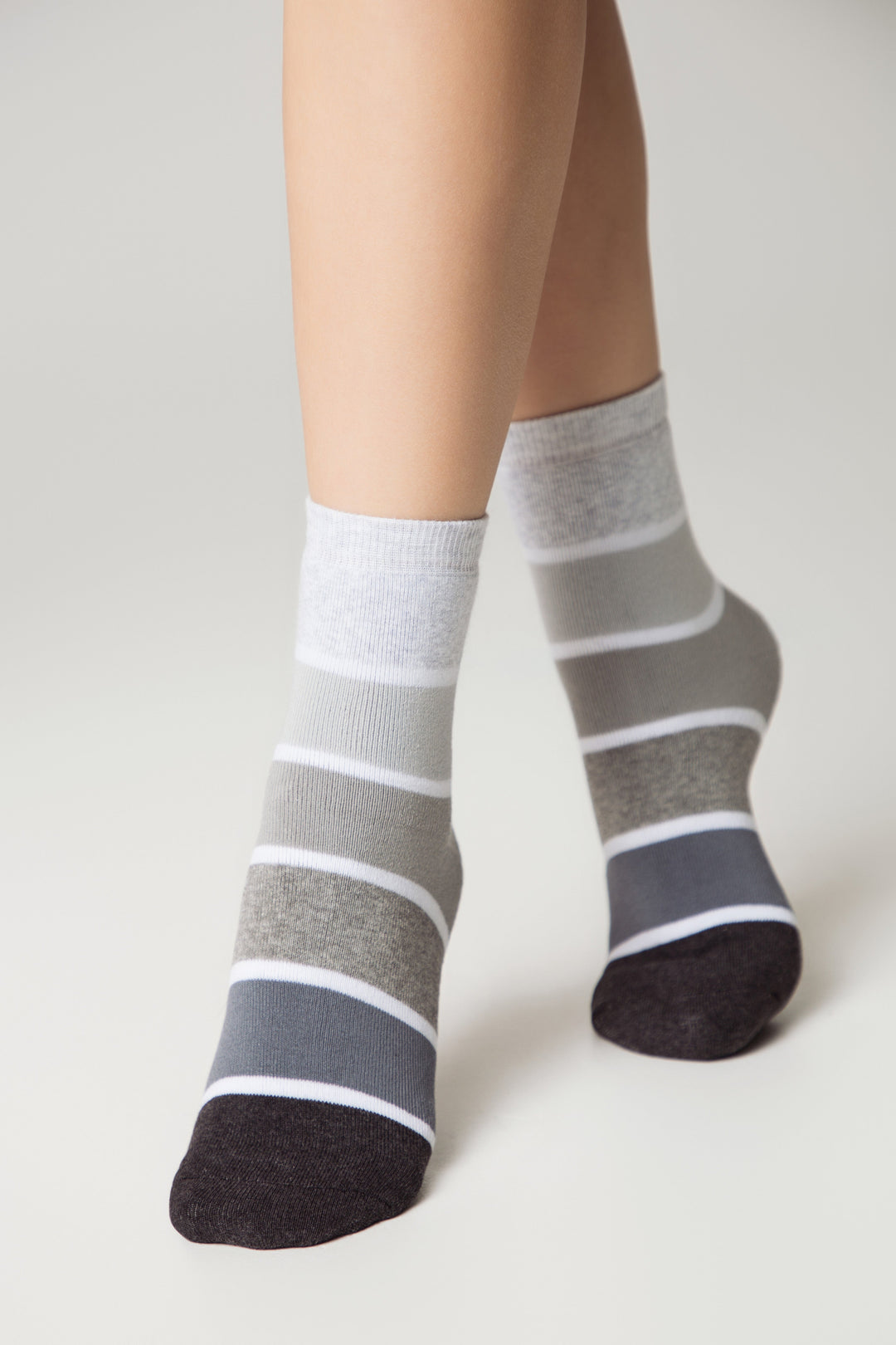 #color_gray