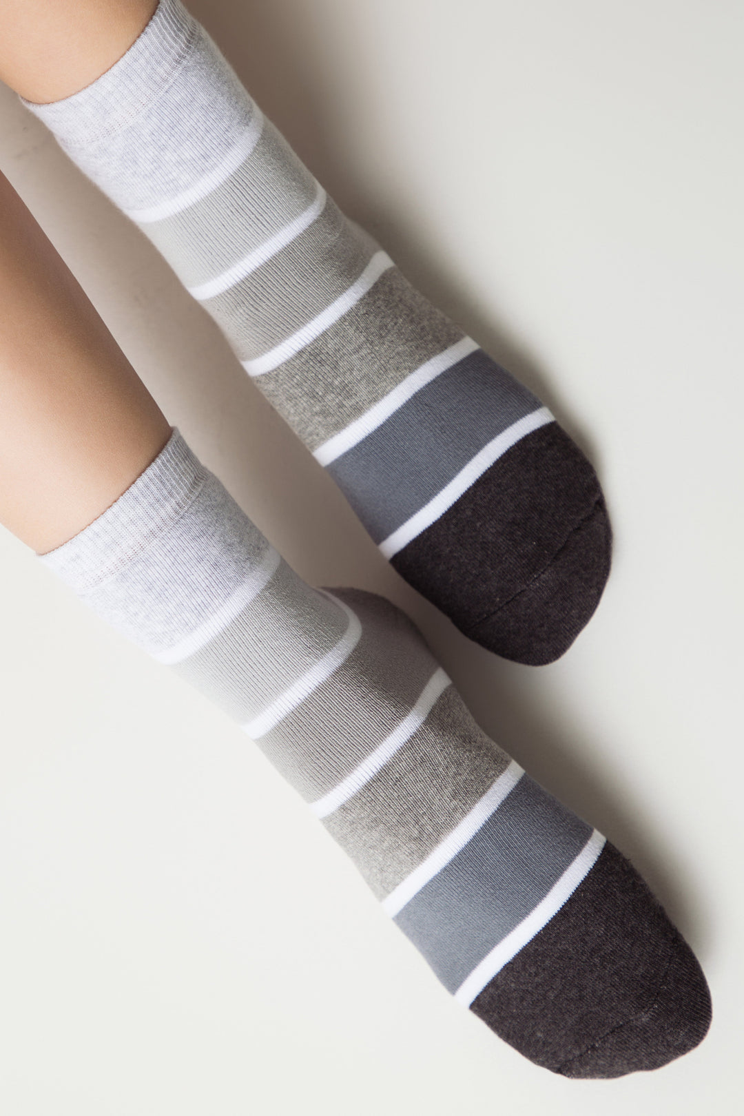 #color_gray