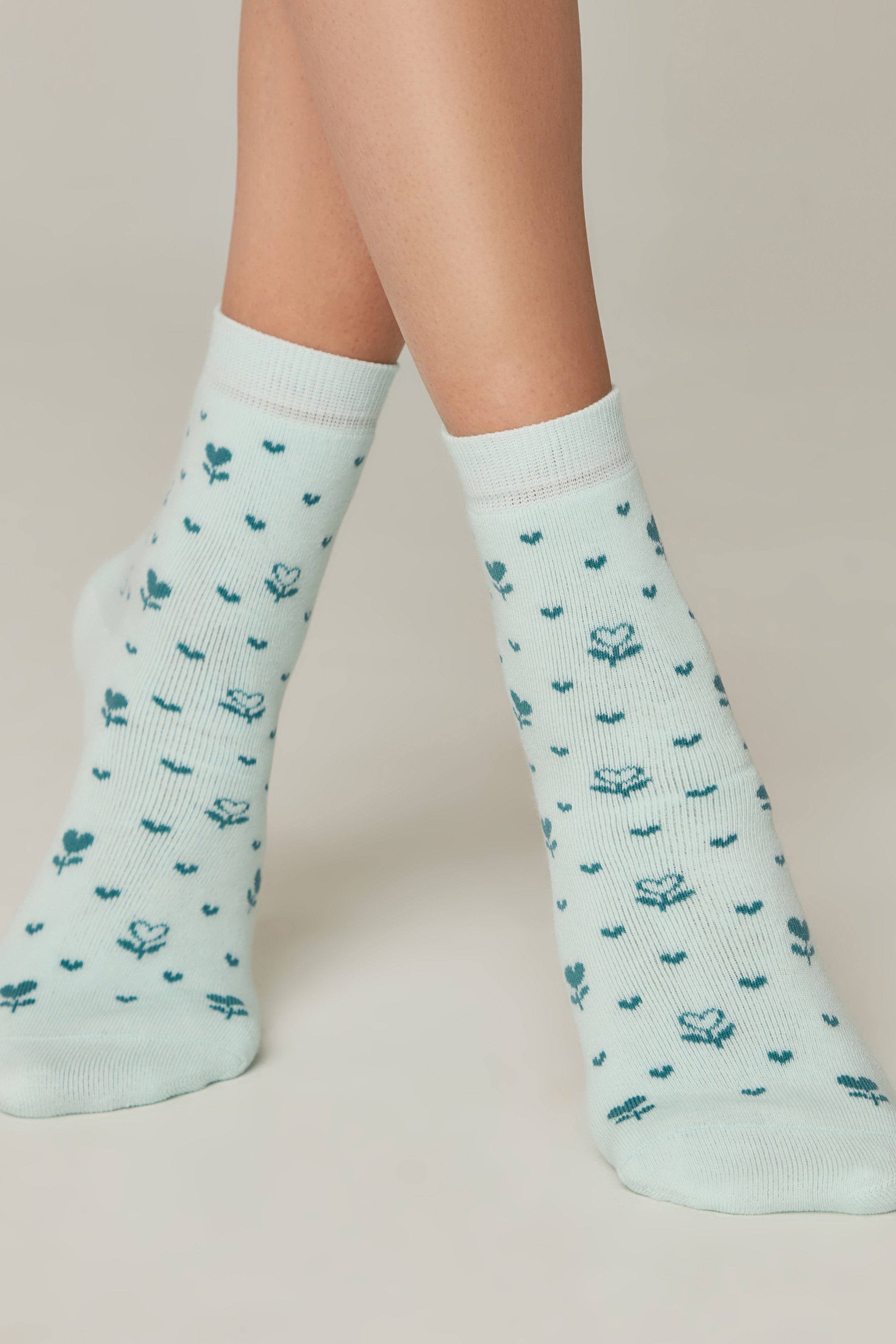 #color_pale-turquoise