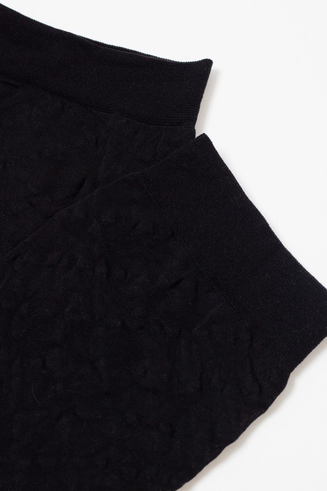 #color_nero-black
