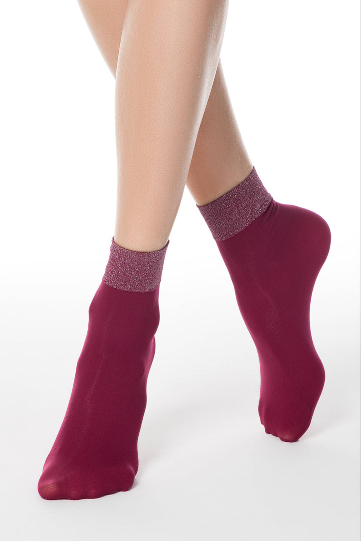 #color_bordo
