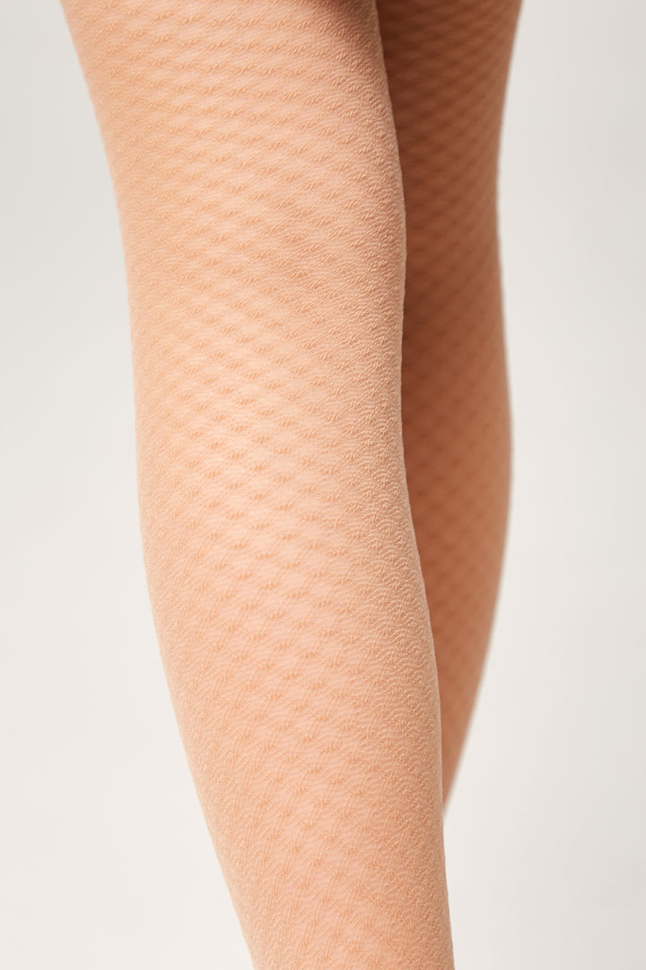 #color_natural-nude