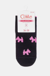 Black ankle sock with pink dog patterns and Conte label on a white background #color_black