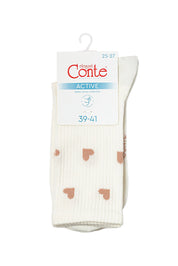 Pack of children's socks with a heart pattern on a white background #color_milk