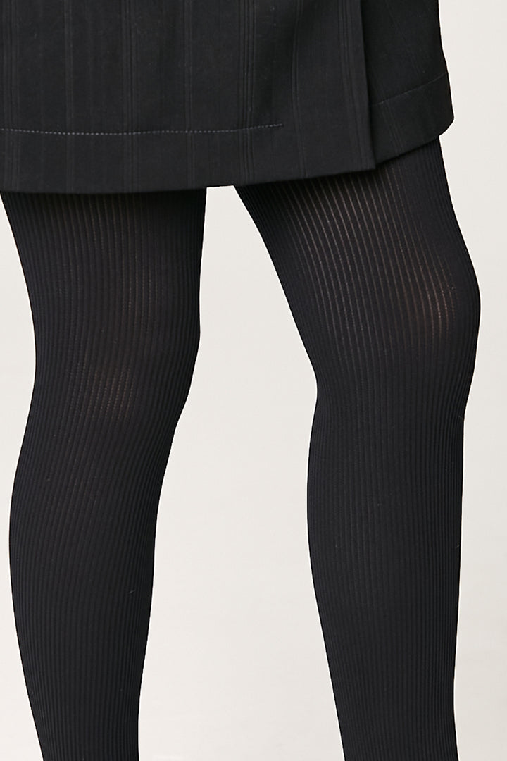 #color_nero-black