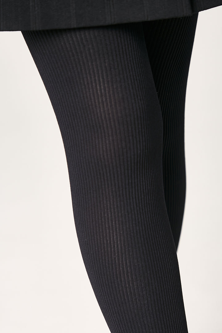 #color_nero-black