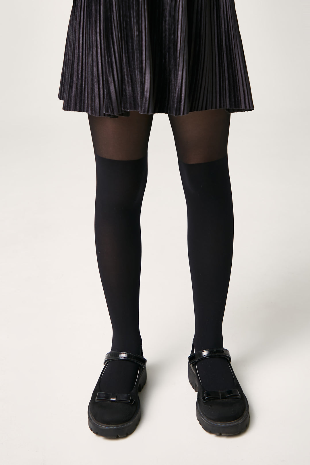 #color_nero-black