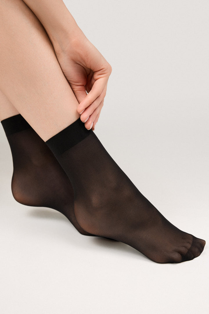 #color_nero-black