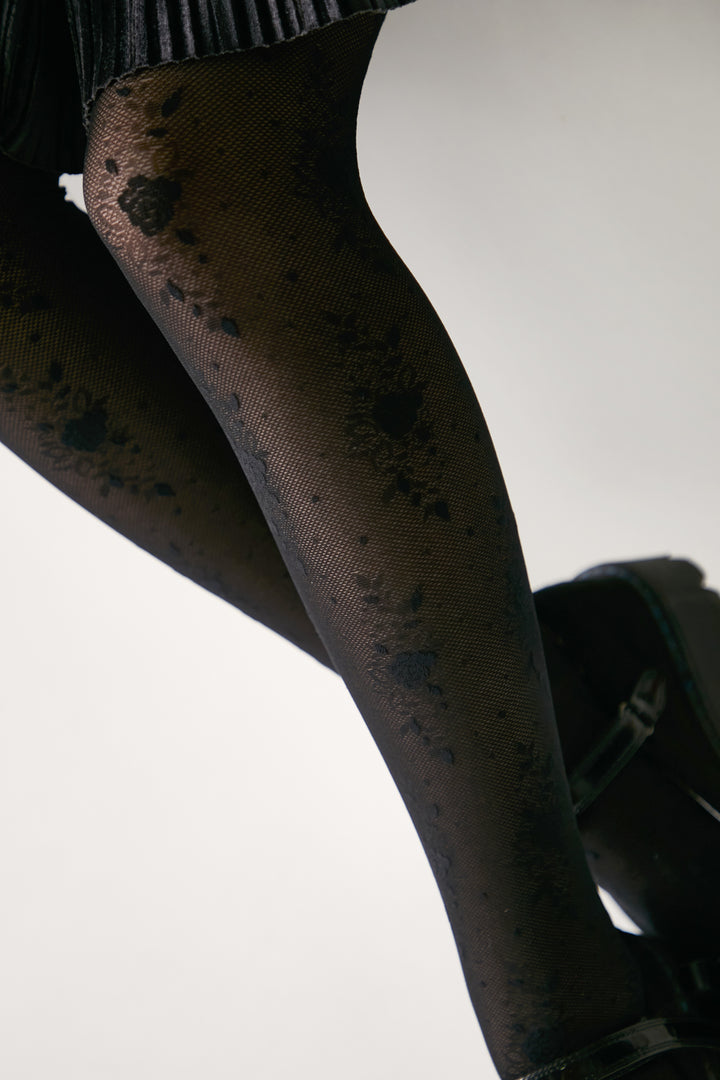 #color_nero-black