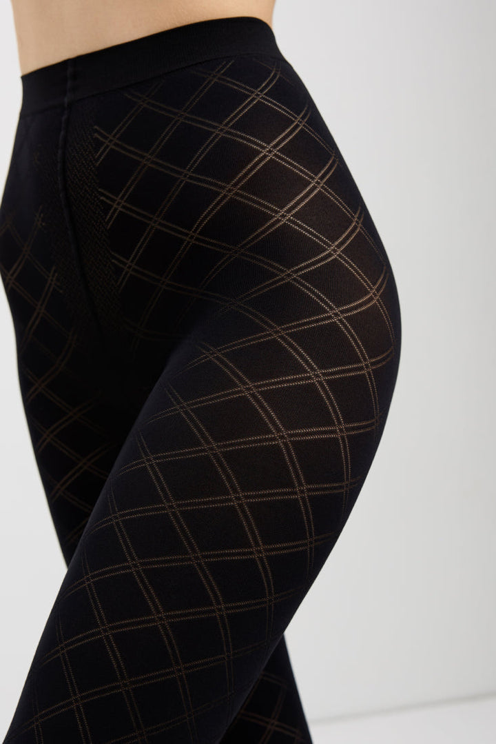 #color_nero-black