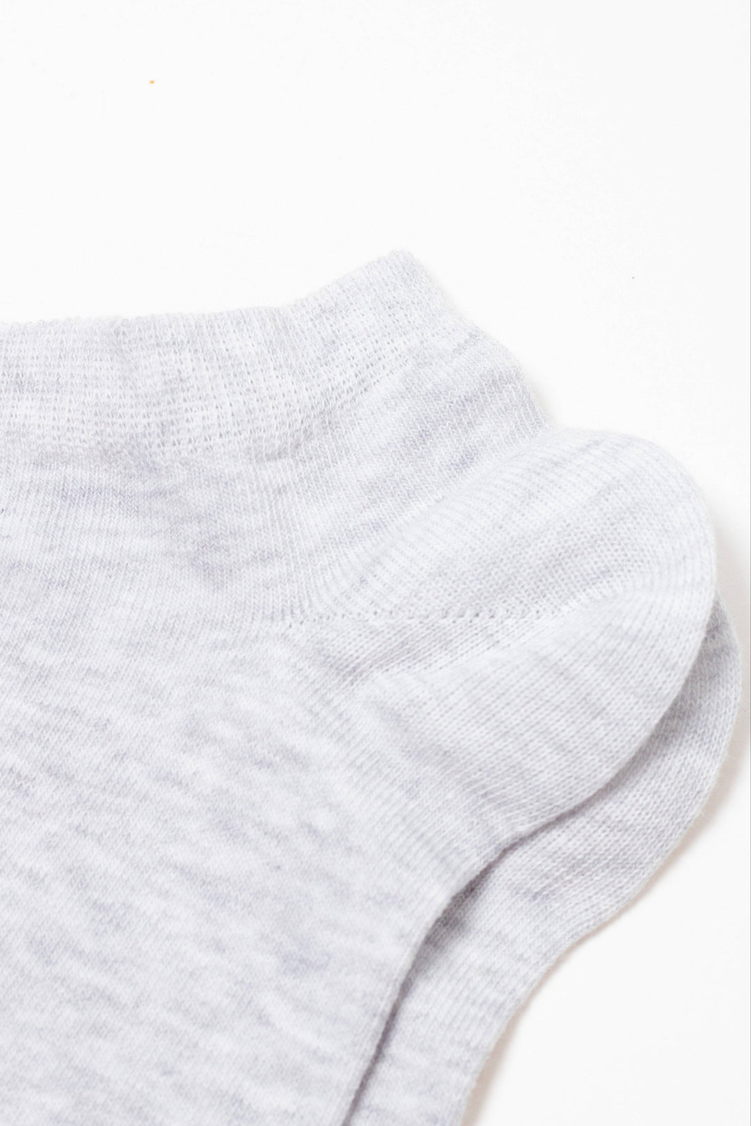 #color_light-gray
