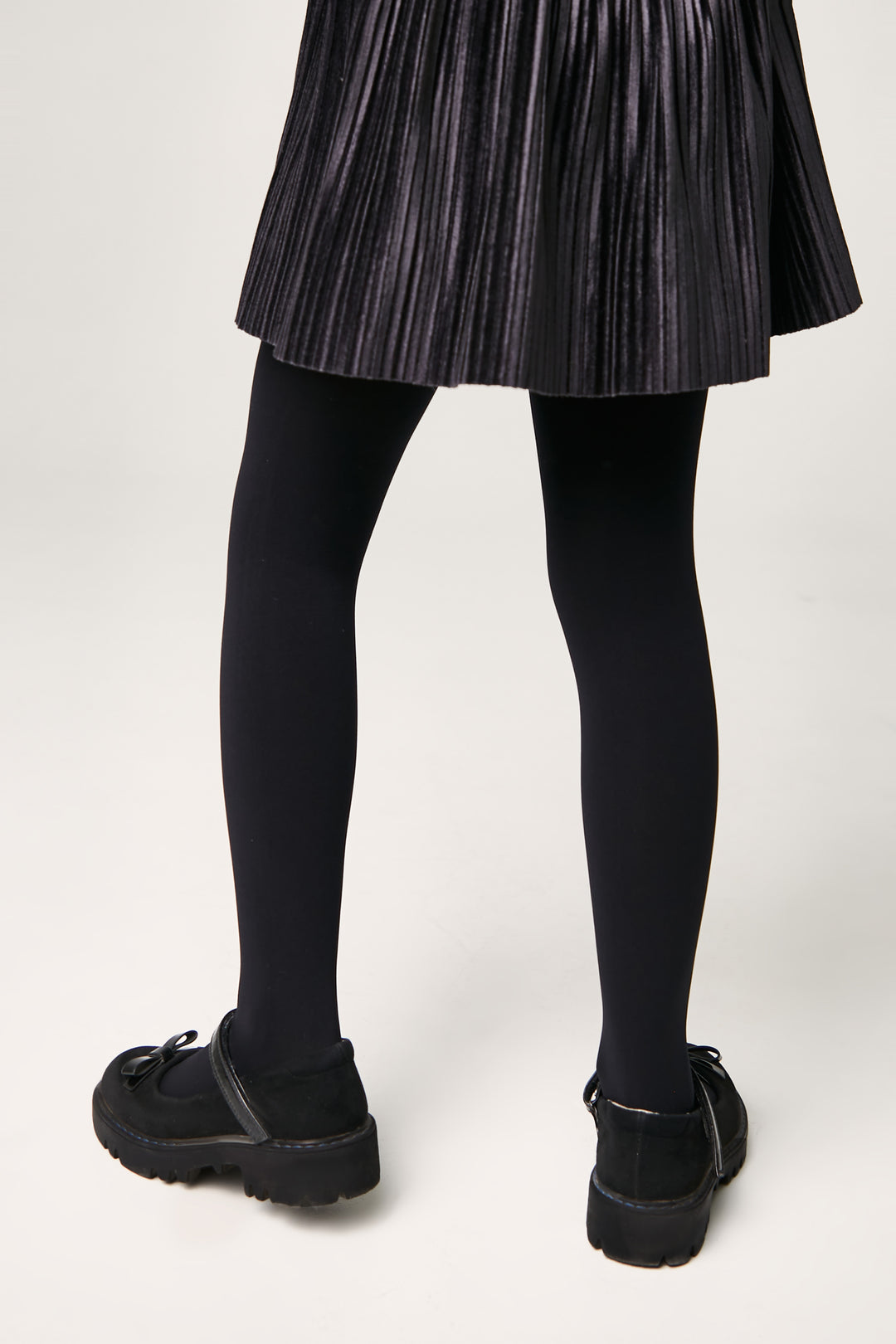 #color_nero-black
