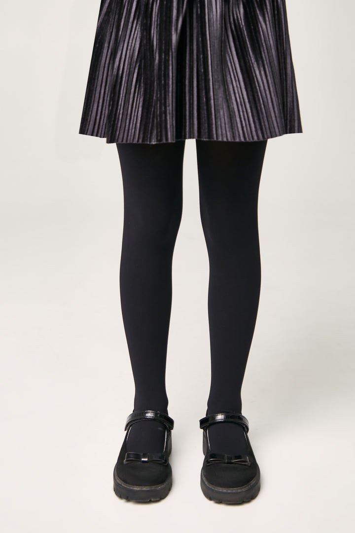 #color_nero-black