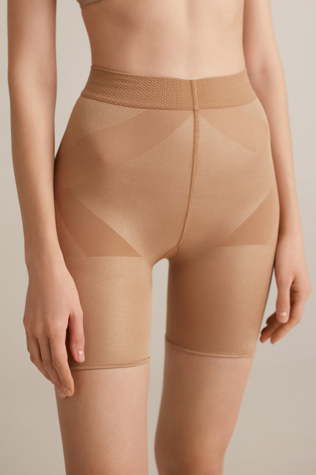 #color_natural-nude