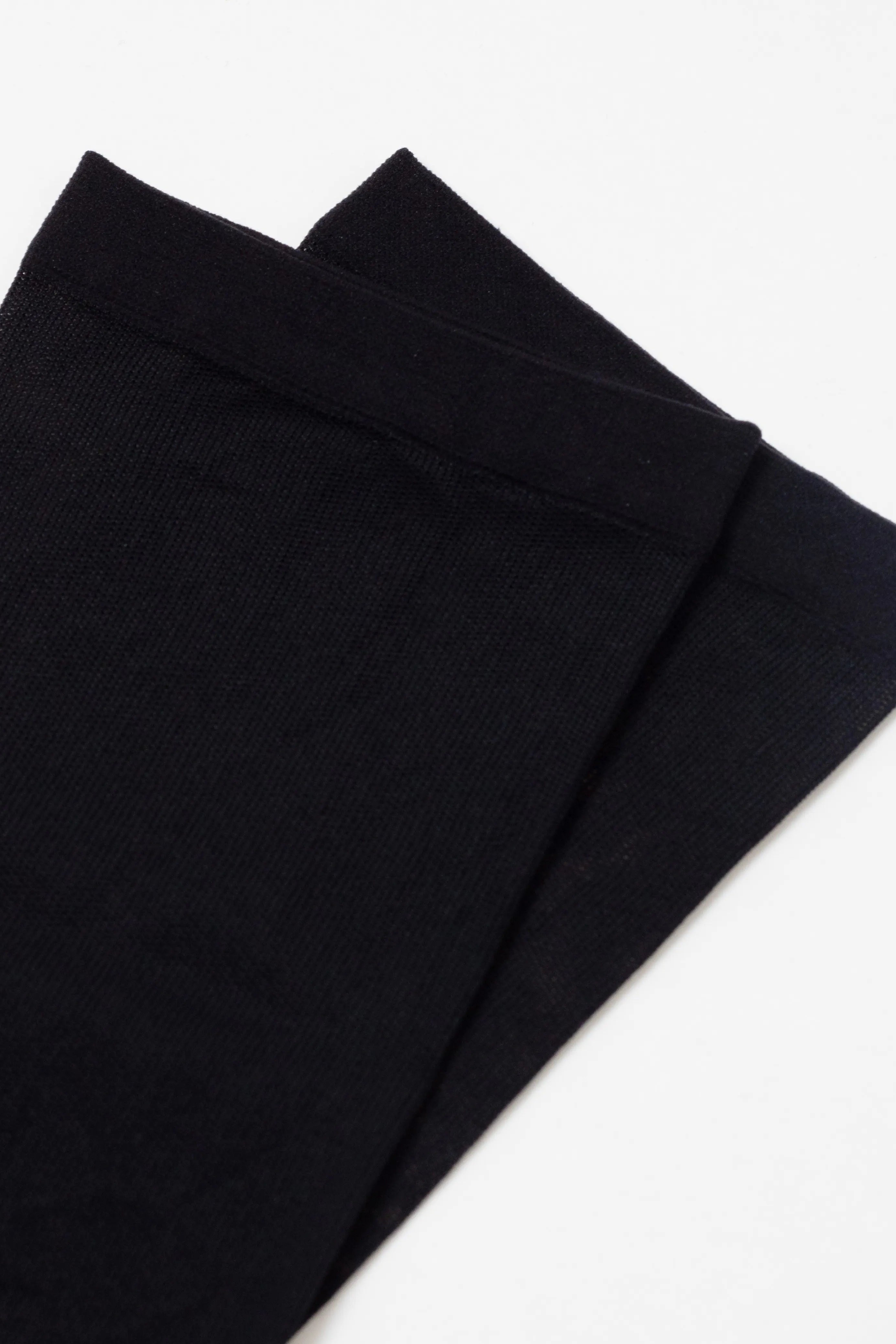 #color_nero-black