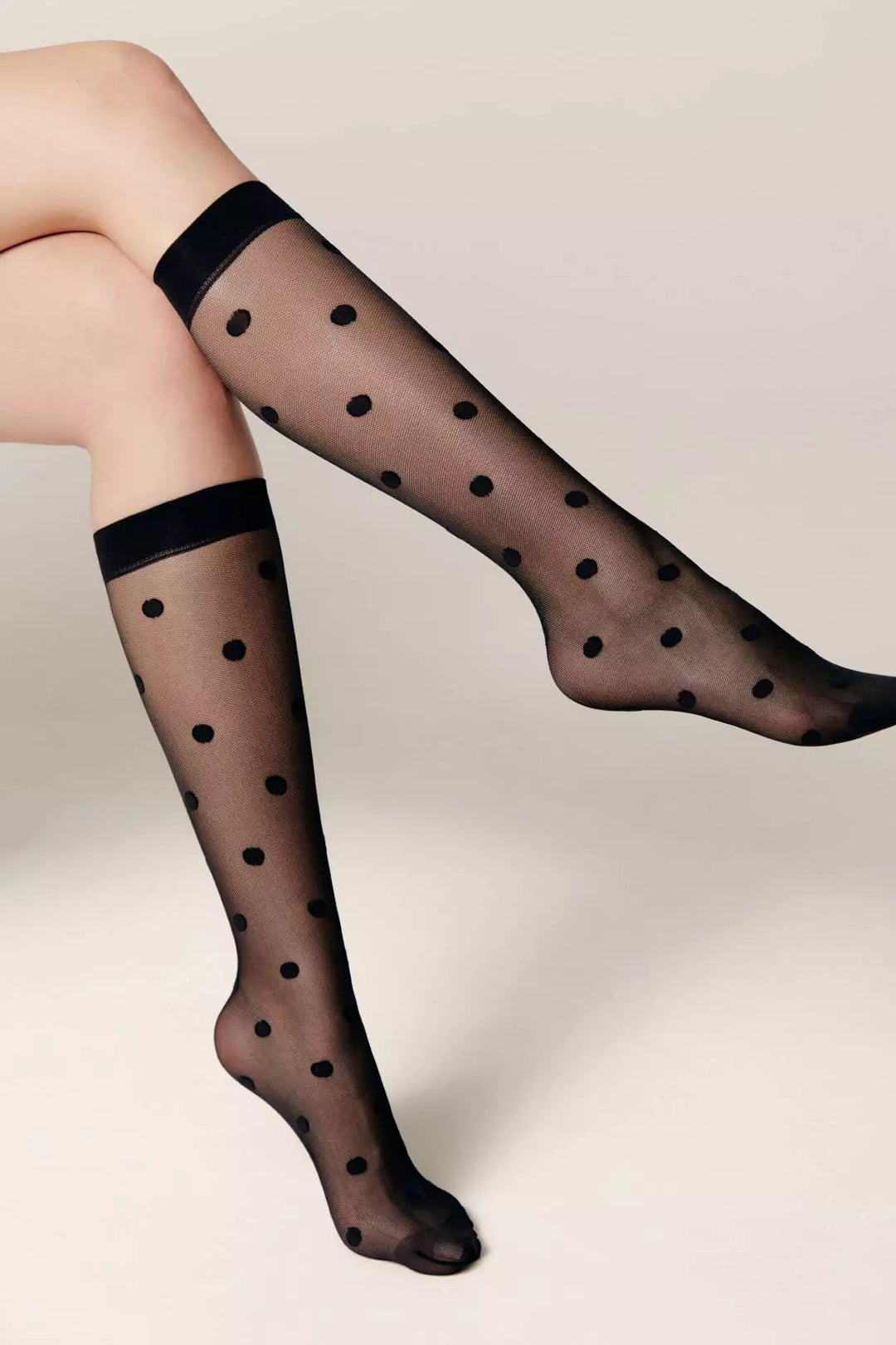 #color_nero-black