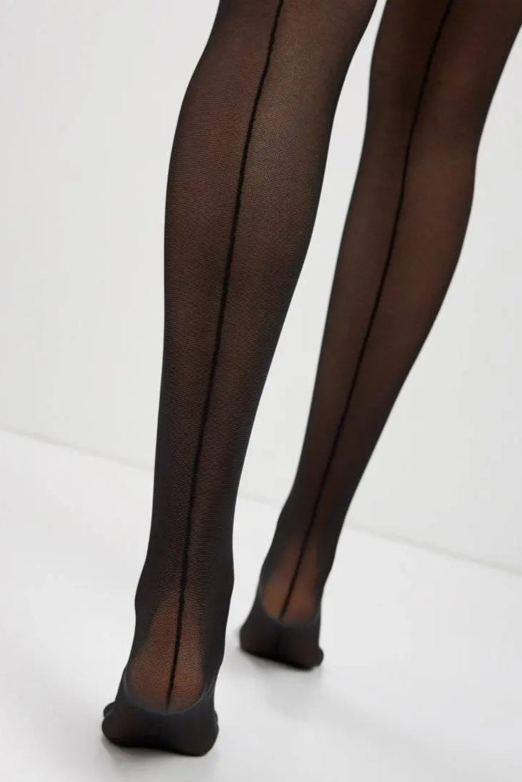 #color_nero-black
