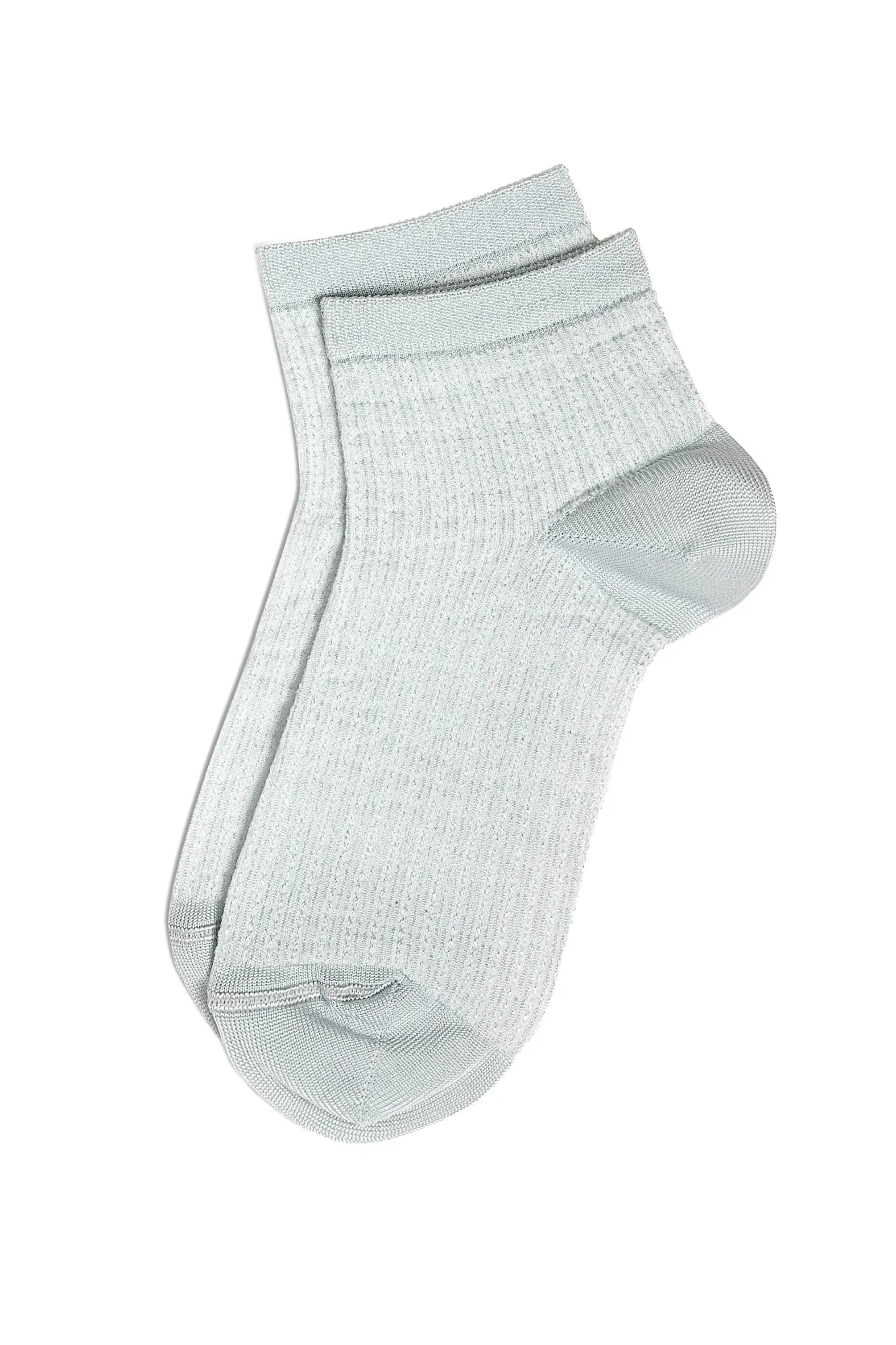 Pair of light gray ankle socks on a white background #color_light-gray