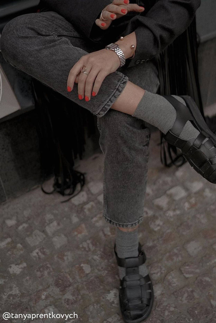 #color_dark-gray