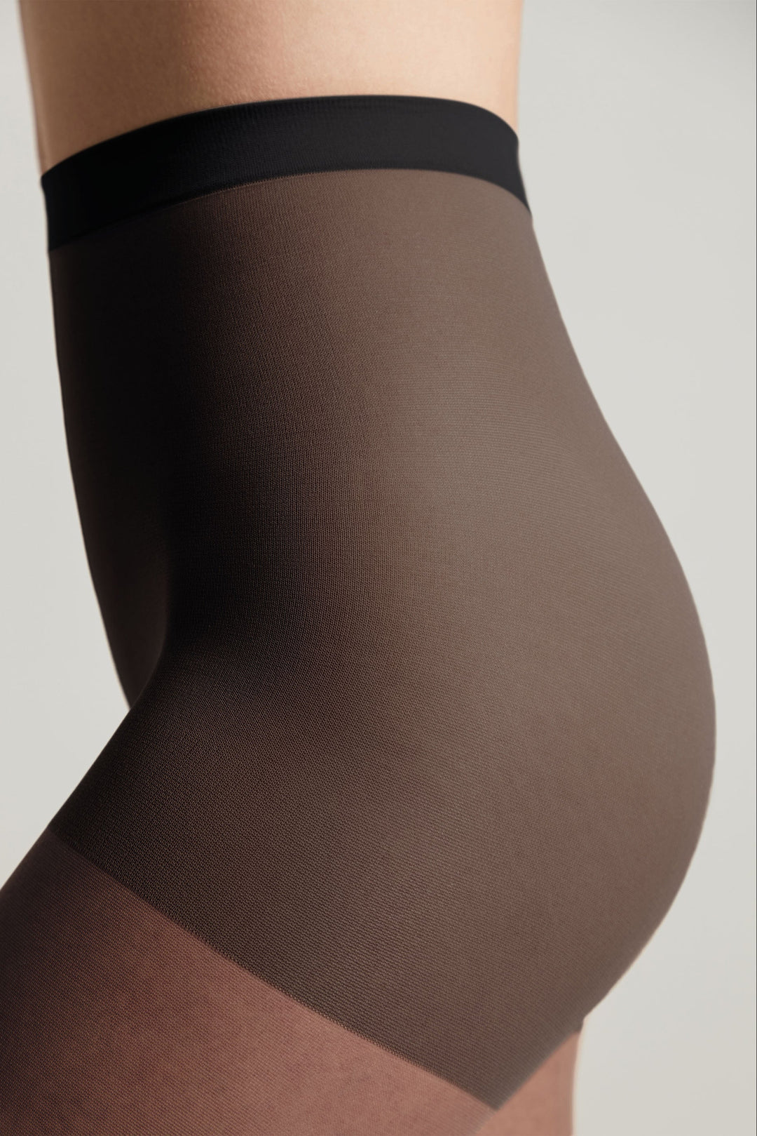 #color_nero-black