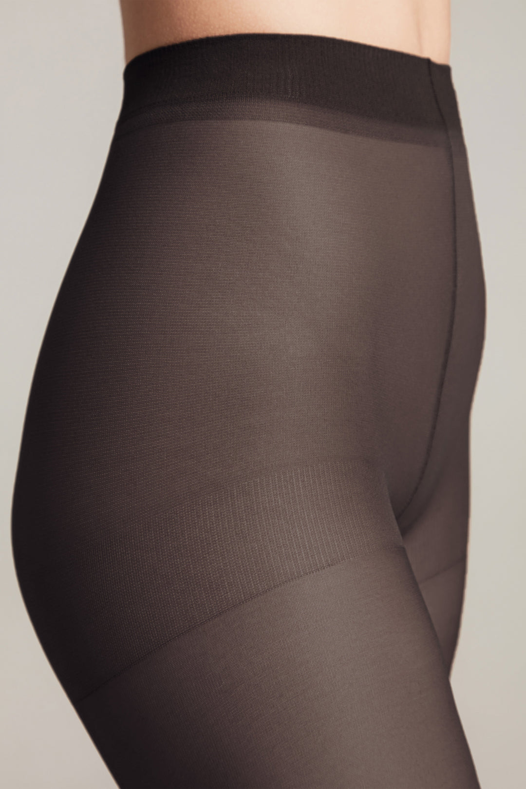 #color_nero-black